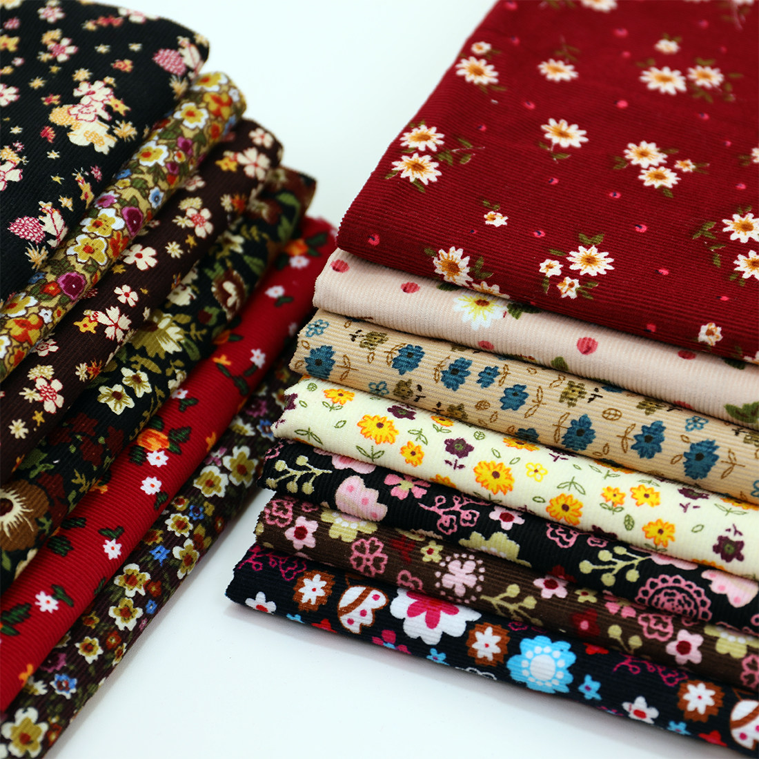 Textile Sewing Patterns - Tissu en velours côtelé à motif