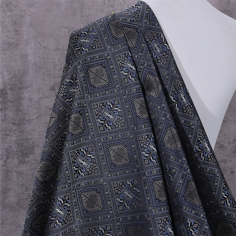 Tissu en satin de soie jacquar - Sewing Fabric avis et prix