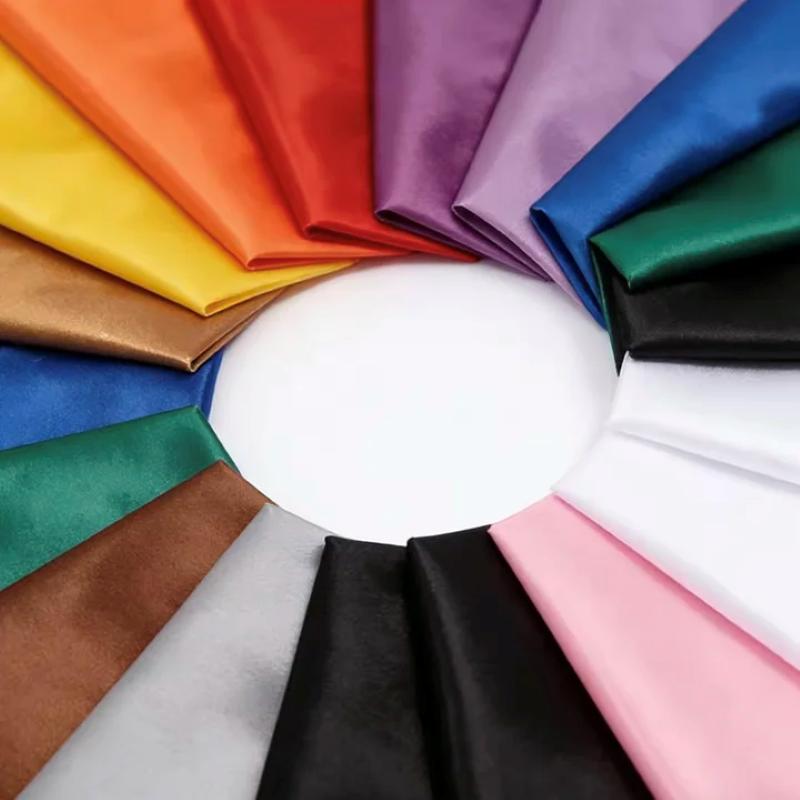 Tissu satiné doux multicolore, - Textile And Sewing Materials avis et prix