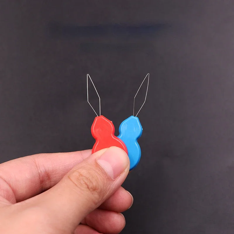 Enfile-aiguille, outil d'inser - Needle Threader Tool avis et prix