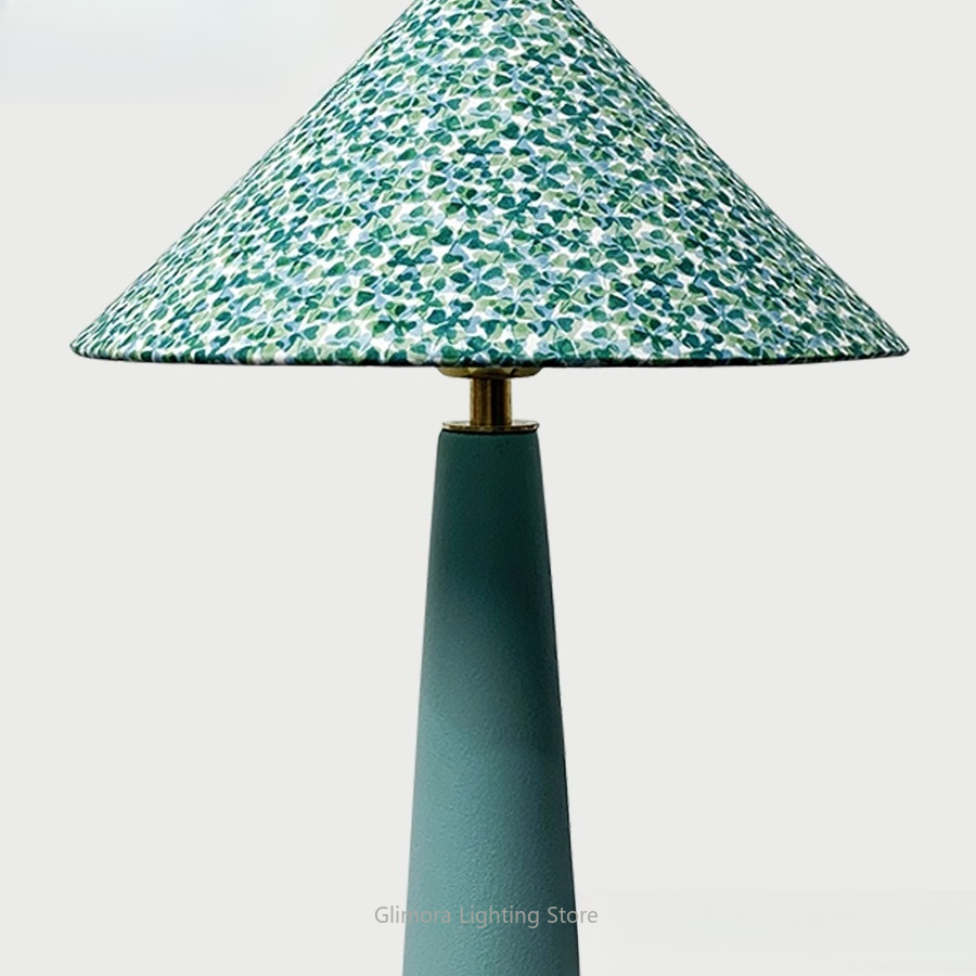 Lampe de table en forme de par - Century Textile & Sewing Supply Reviews avis et prix
